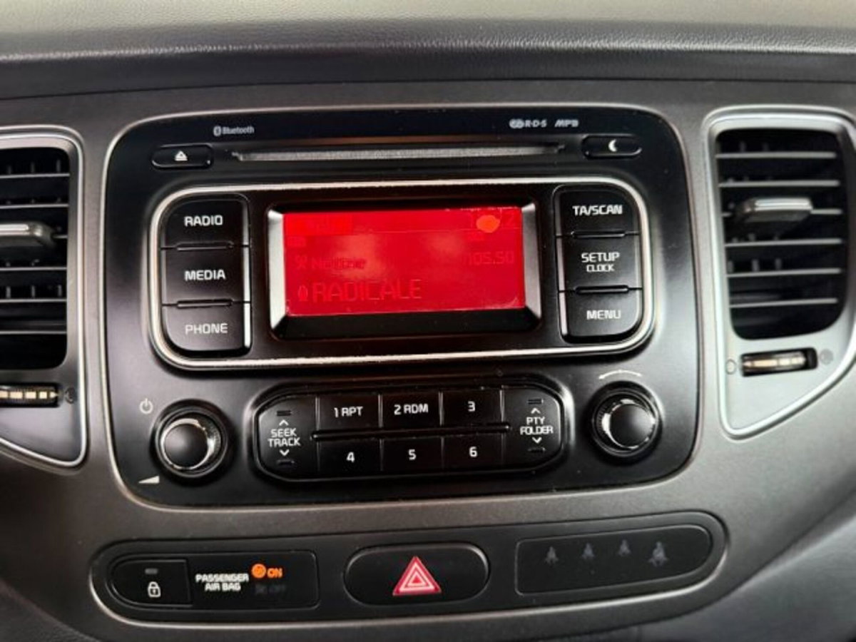 Kia Carens 1.7 CRDi 115 CV Class (18)