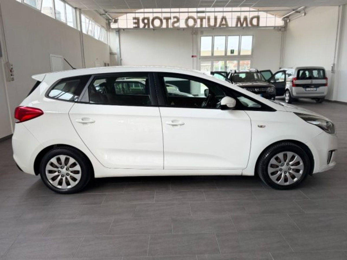 Kia Carens 1.7 CRDi 115 CV Class (4)
