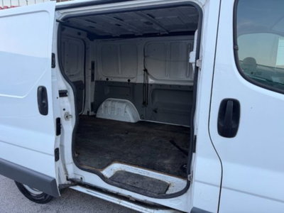 Renault Trafic Furgone T27 1.9 dCi/100CV PC-TN Combi (5)