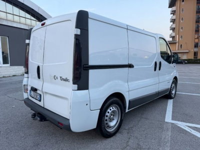 Renault Trafic Furgone T27 1.9 dCi/100CV PC-TN Combi (6)