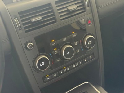 Land Rover Discovery Sport 2.0 TD4 150 CV Pure (13)