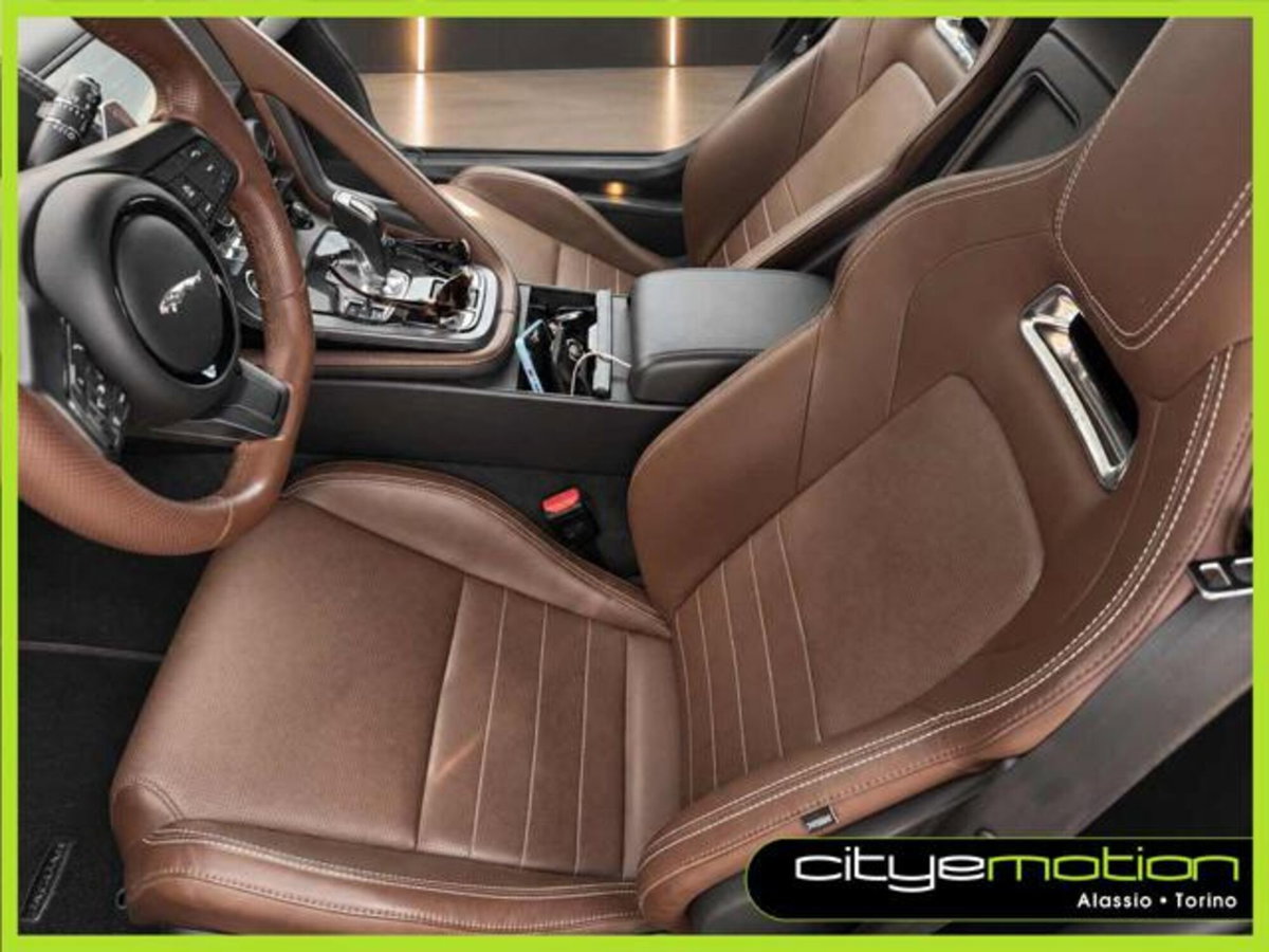 Jaguar F-Type Cabrio 2.0 aut. Convertibile R-Dynamic Black (7)