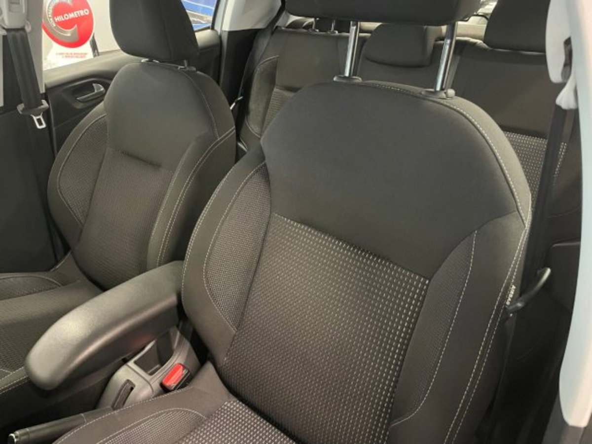 Peugeot 208 VTi 82 CV 5 porte Allure (9)