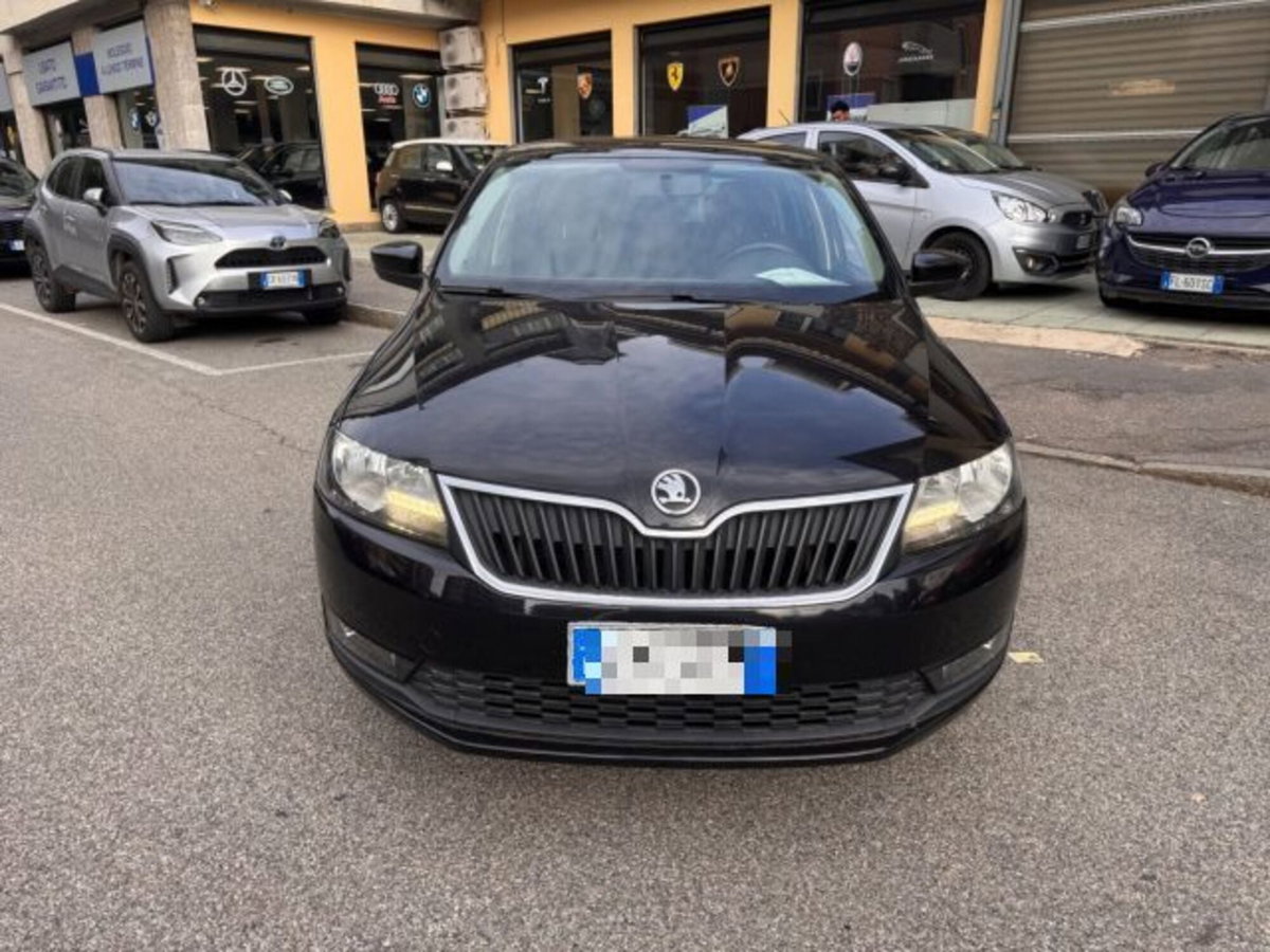 Skoda Rapid Spaceback TDI 90 CV Design Edition (2)