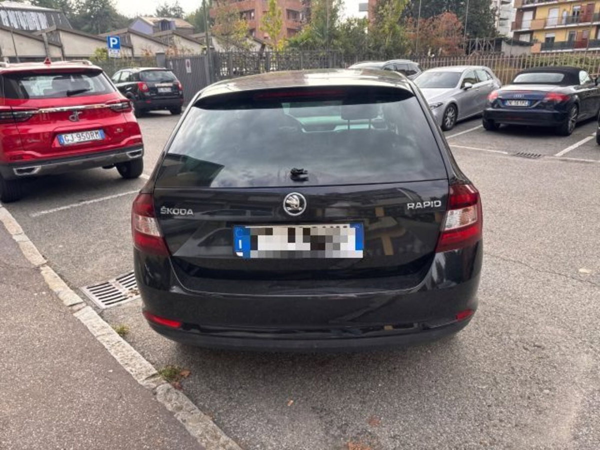 Skoda Rapid Spaceback TDI 90 CV Design Edition (4)