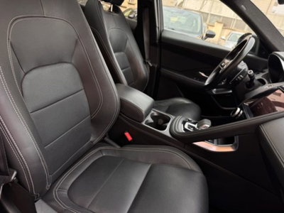 Jaguar E-Pace 2.0D I4 163 CV AWD Auto R-Dynamic Black (12)