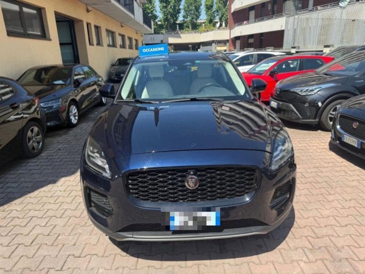 Jaguar E-Pace 2.0D I4 163 CV AWD Auto (3)