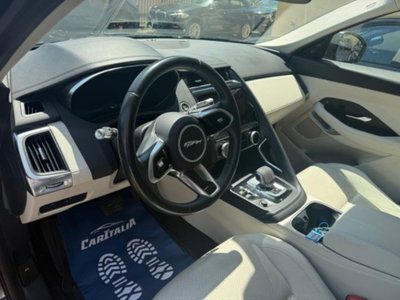 Jaguar E-Pace 2.0D I4 163 CV AWD Auto (7)