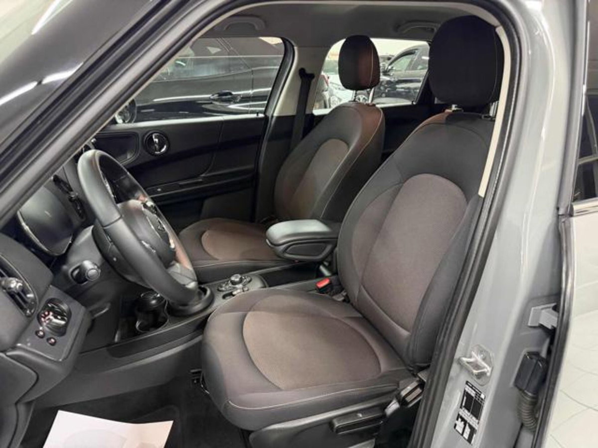 MINI Mini Countryman 1.5 One D Business Countryman (5)