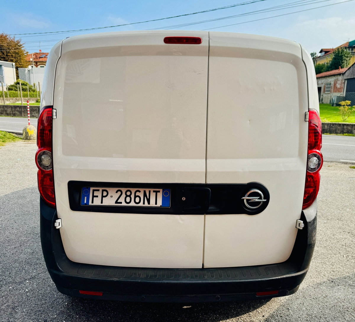 Opel Combo Tour CDTi 95CV PC-TA Cosmo (6)