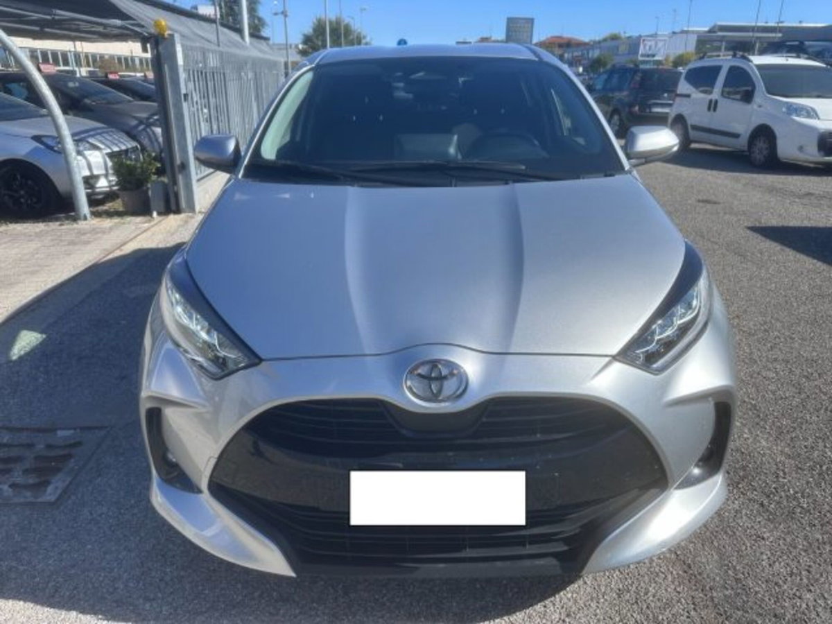 Toyota Yaris Cross 1.5 Hybrid 5p. E-CVT Trend (2)