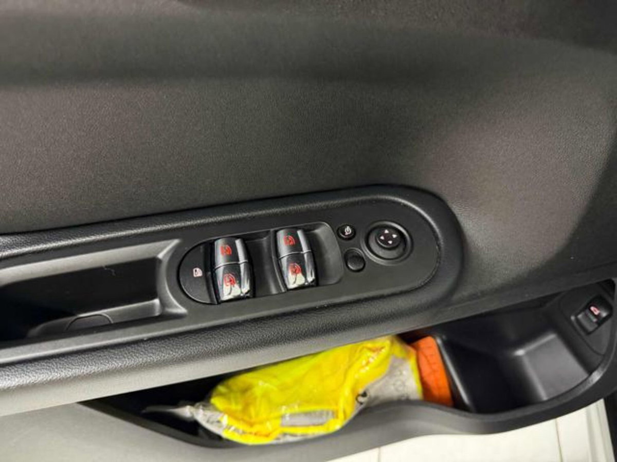 MINI Mini Countryman 1.5 One D Business Countryman (19)