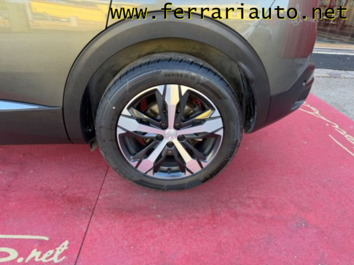 Peugeot 3008 BlueHDi 130 S&S EAT8 GT Line (6)