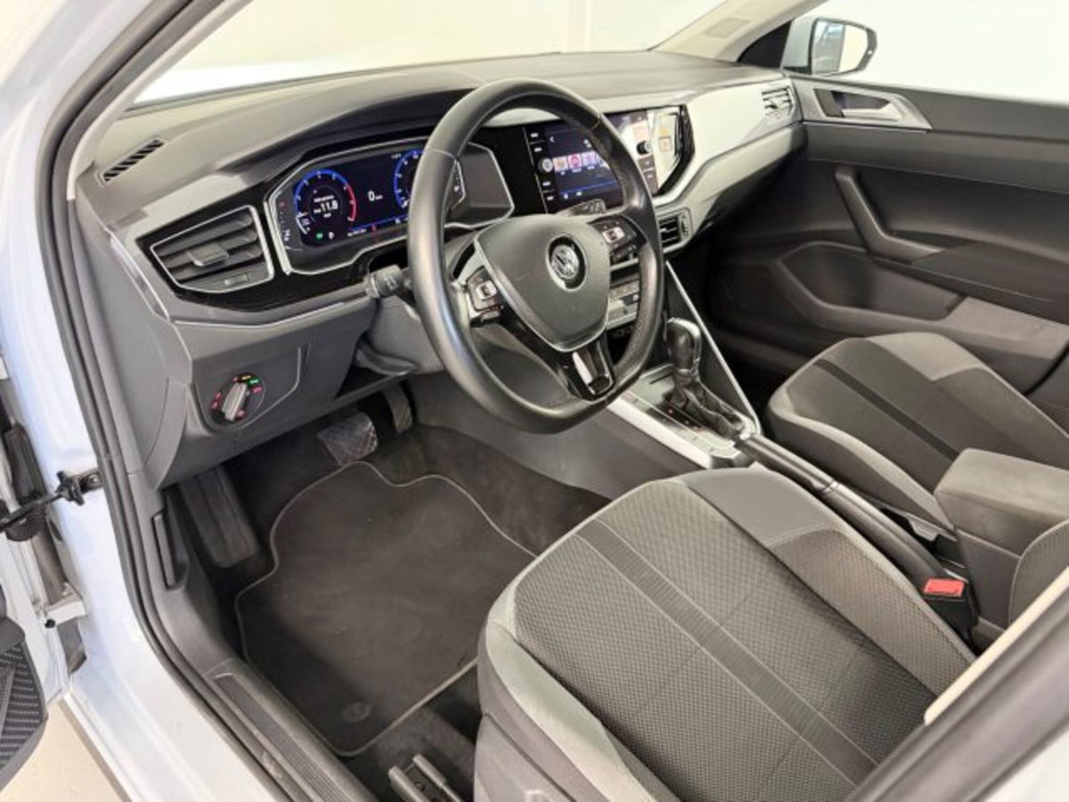 Volkswagen Polo 1.0 tsi R-Line 115cv dsg (4)