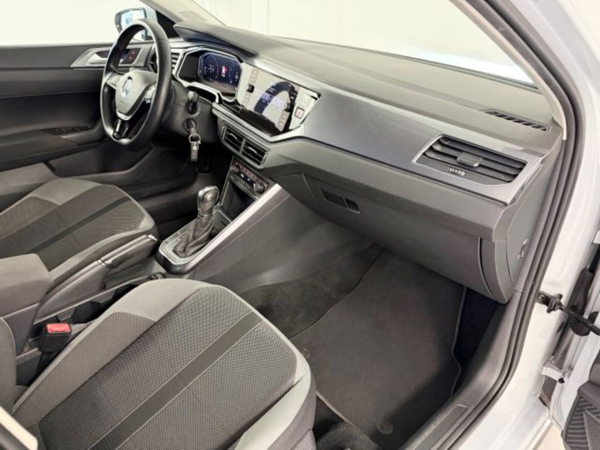 Volkswagen Polo 1.0 tsi R-Line 115cv dsg (6)