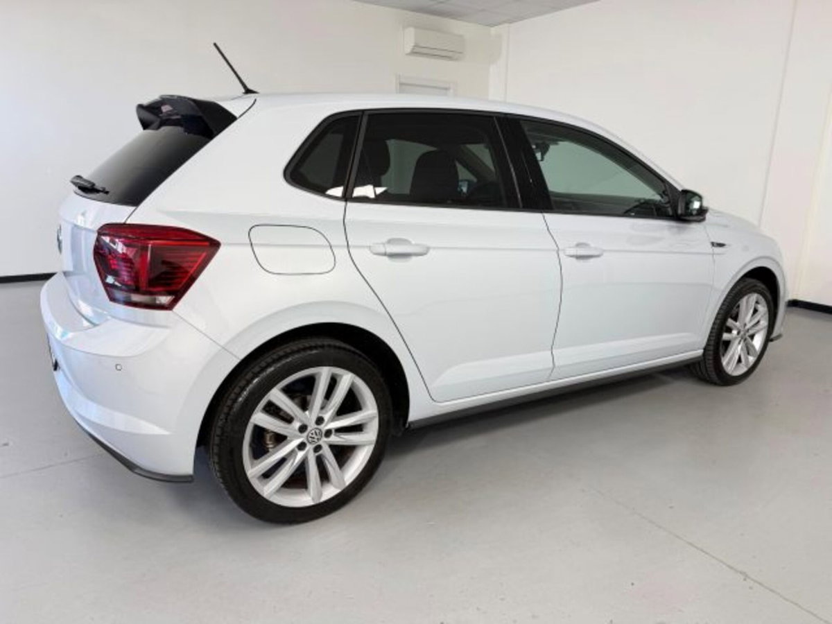 Volkswagen Polo 1.0 tsi R-Line 115cv dsg (9)