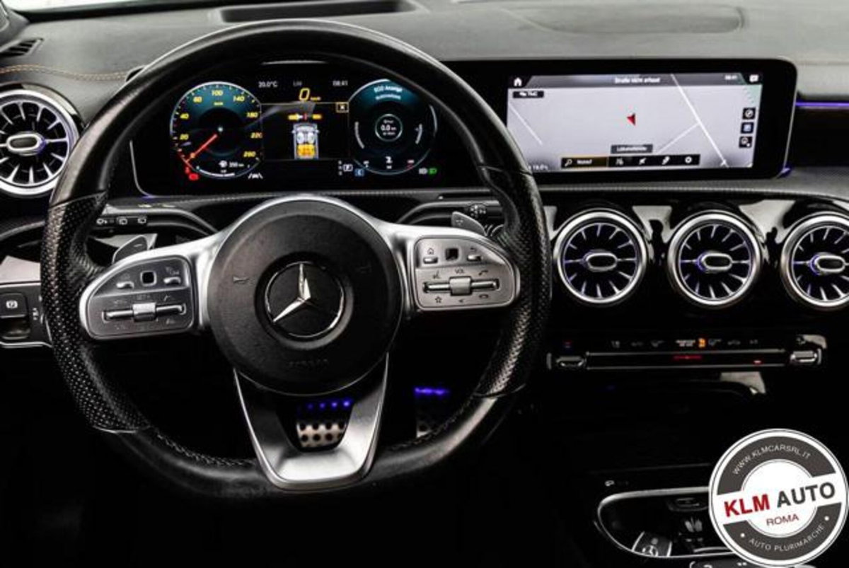 Mercedes-Benz Classe A 200 AMG Line Premium Plus auto (12)
