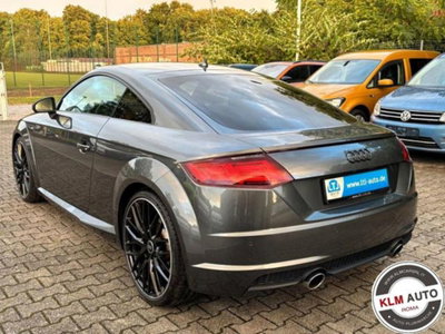 Audi TT Coupé 2.0 TFSI quattro S tronic S line (4)