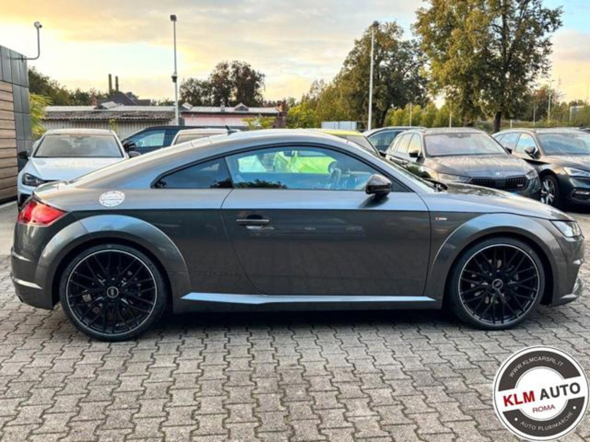 Audi TT Coupé 2.0 TFSI quattro S tronic S line (7)
