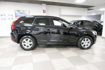 Volvo XC60 D4 AWD Geartronic Kinetic (3)