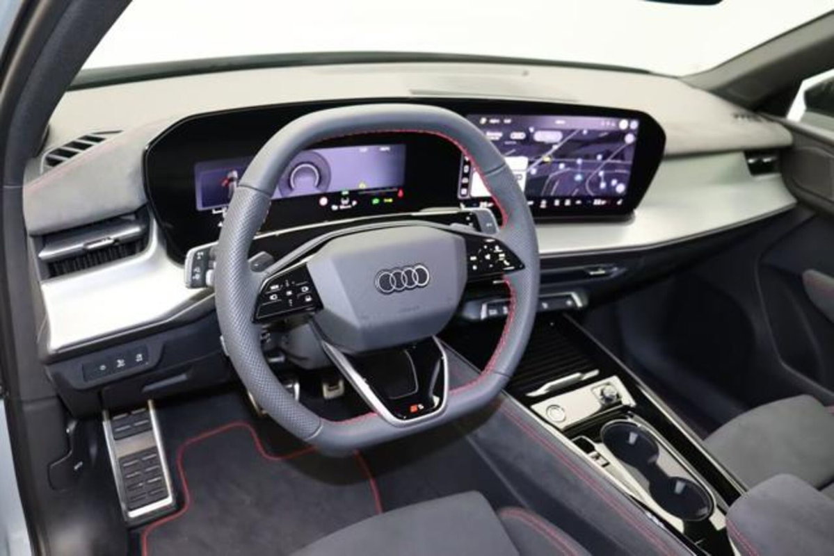 Audi Q3 2.0 tdi S line 150cv s-tronic (10)