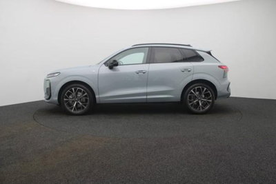 Audi Q3 2.0 tdi S line 150cv s-tronic (2)