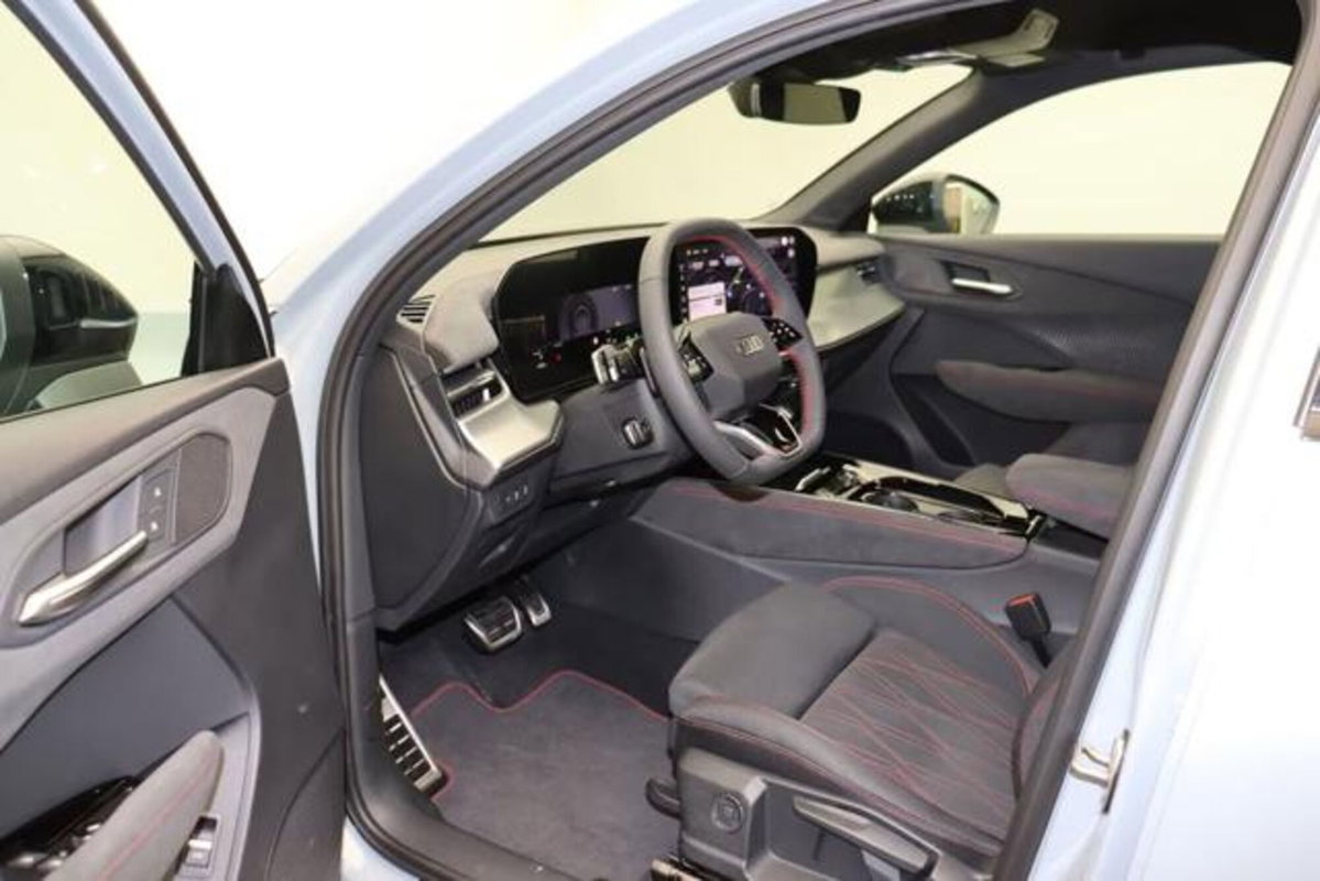 Audi Q3 2.0 tdi S line 150cv s-tronic (8)