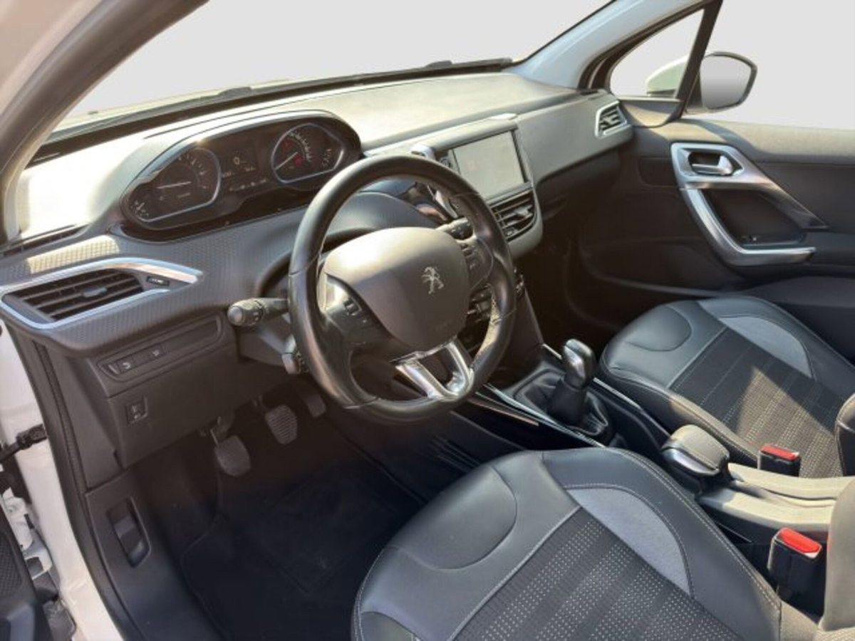 Peugeot 2008 82 S&S Allure (9)