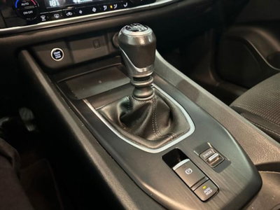 Nissan Qashqai MHEV 140 CV N-Style (6)
