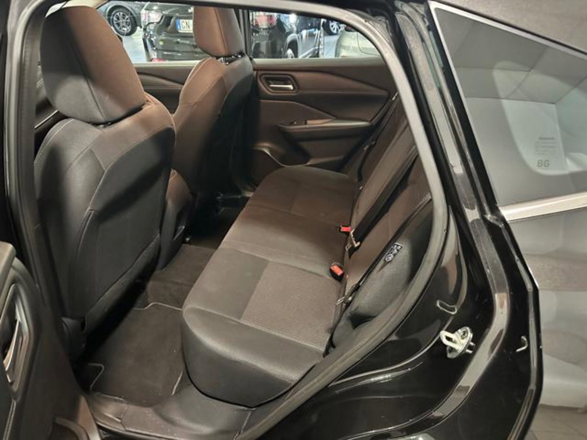 Nissan Qashqai MHEV 140 CV N-Style (8)