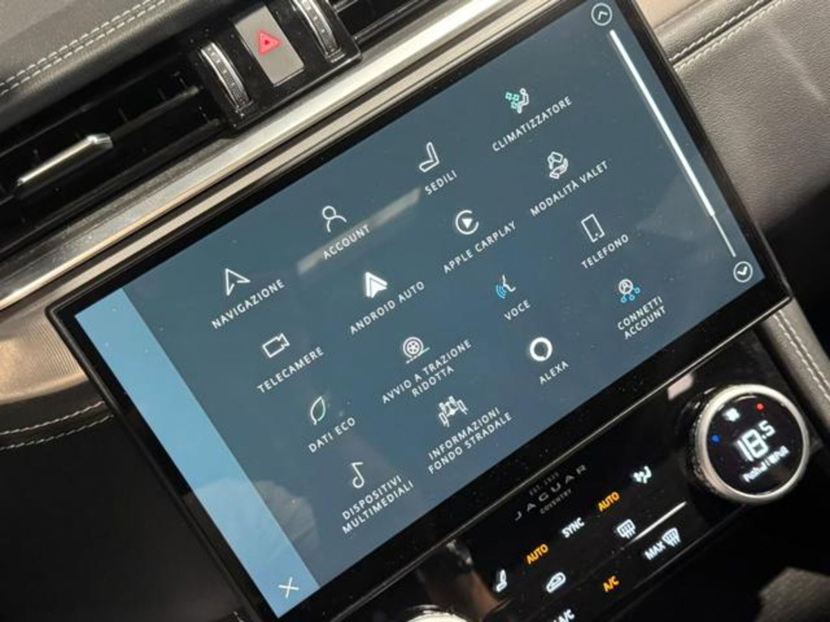 Jaguar F-Pace 2.0 D 204 CV AWD aut. R-Dynamic S (16)