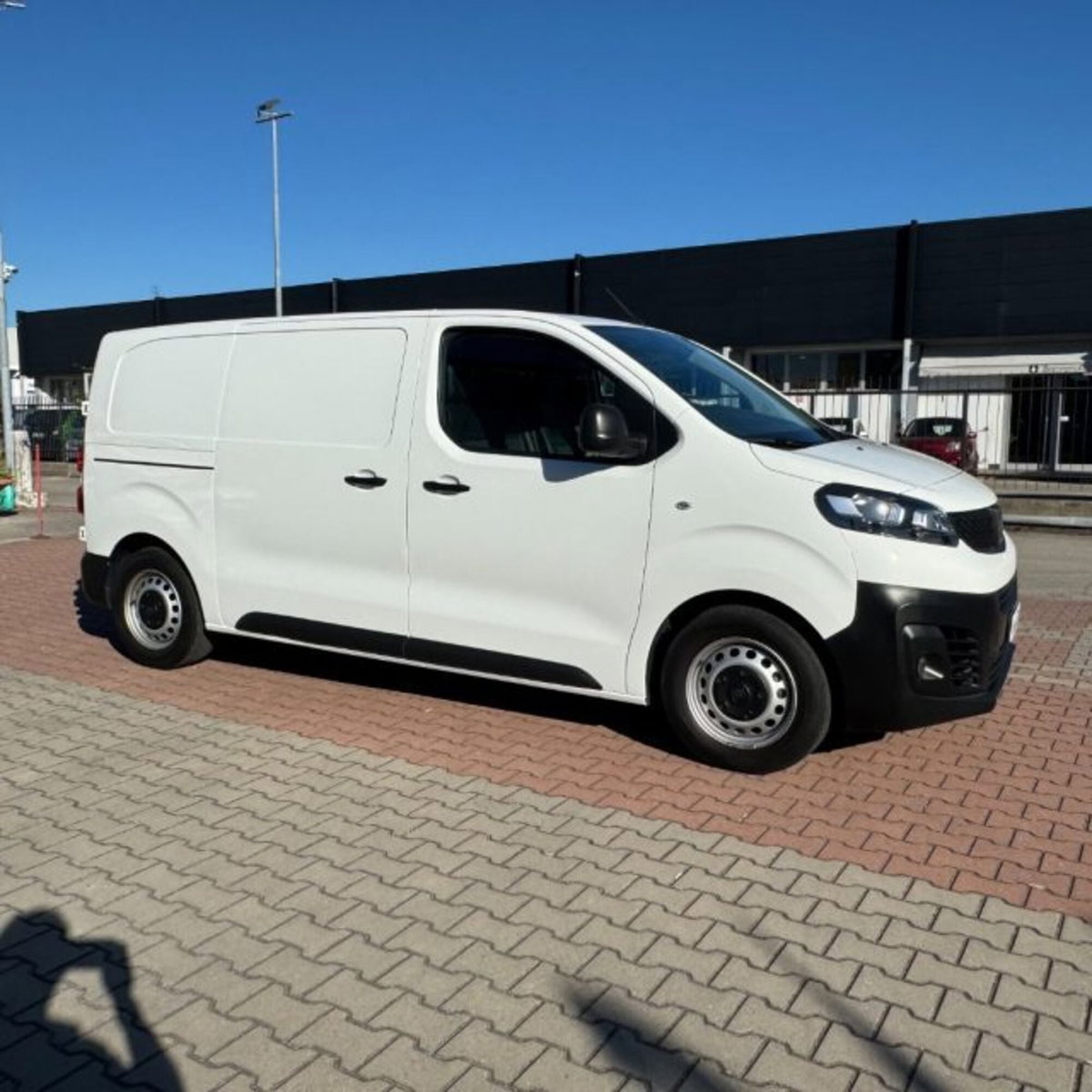 Fiat Scudo Furgone ce 1.5 bluehdi 120cv L1H1 Business (9)