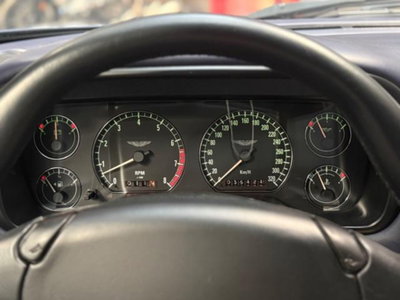 Aston Martin DB7 Coupé Vantage (18)