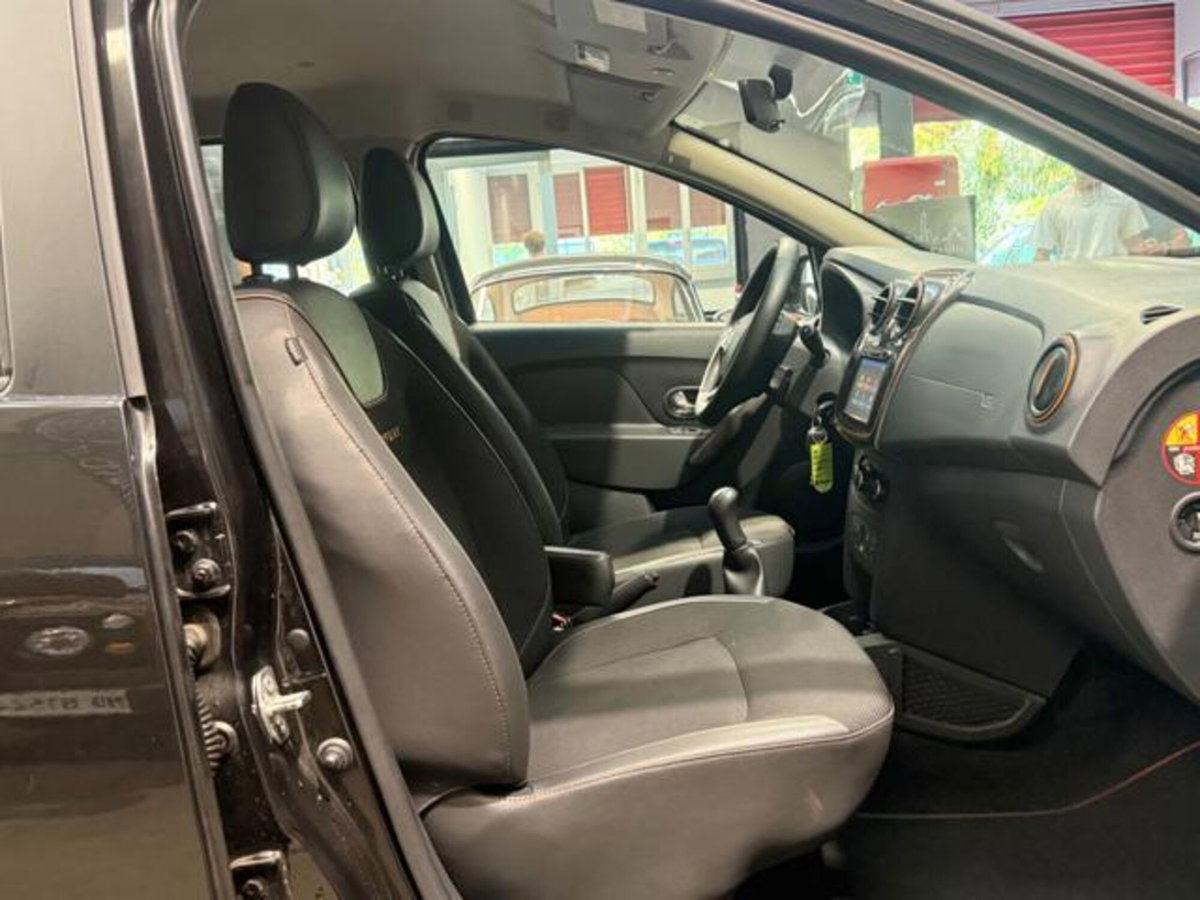 Dacia Sandero 1.5 dCi 8V 90CV S&S Serie Speciale Brave (13)