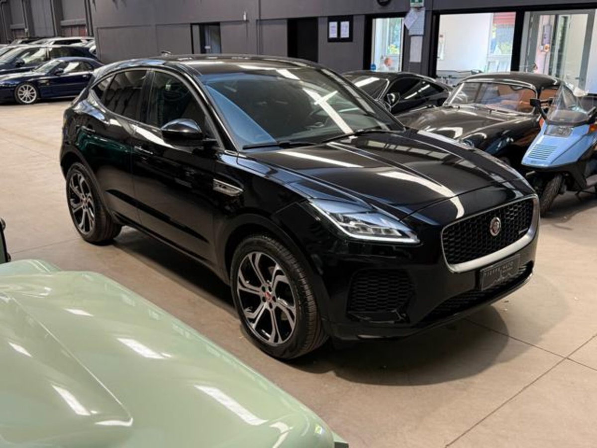 Jaguar E-Pace 2.0D 150 CV AWD aut. R-Dynamic S (3)