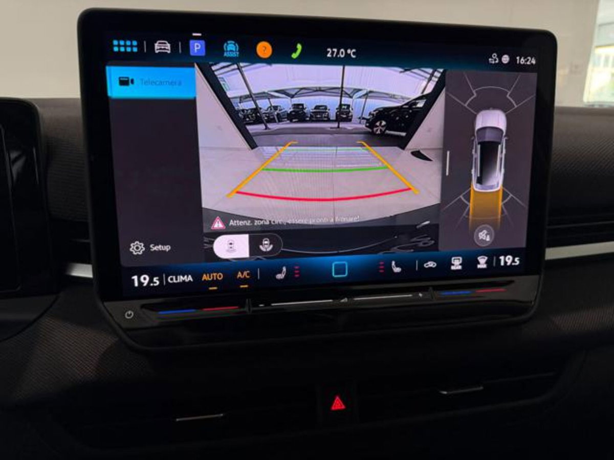 Volkswagen T-Roc 1.5 etsi Life 115cv dsg (13)
