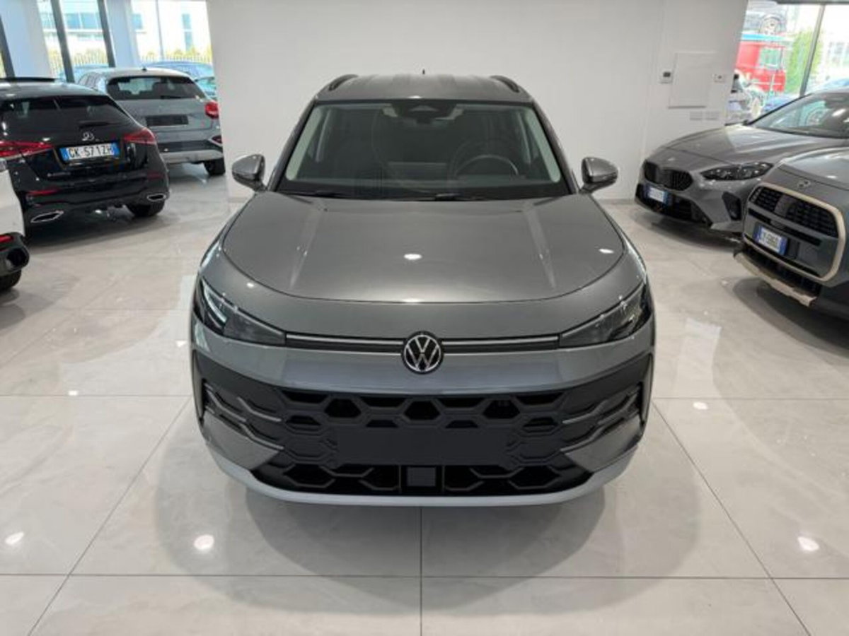Volkswagen T-Roc 1.5 etsi Life 115cv dsg (17)