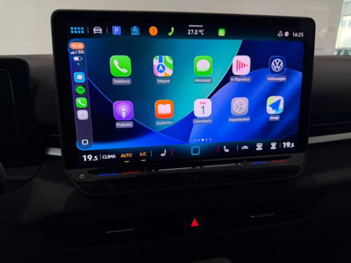Volkswagen T-Roc 1.5 etsi Life 115cv dsg (20)