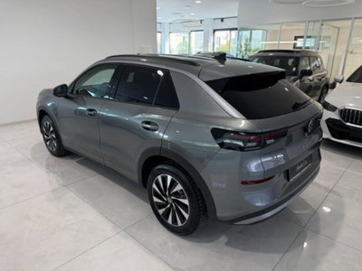 Volkswagen T-Roc 1.5 etsi Life 115cv dsg (3)