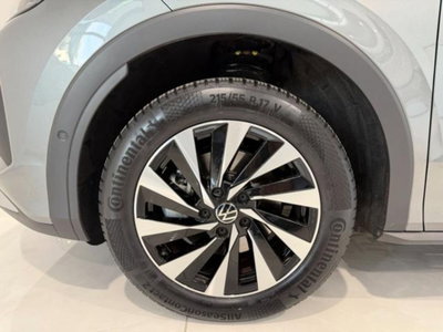 Volkswagen T-Roc 1.5 etsi Life 115cv dsg (5)