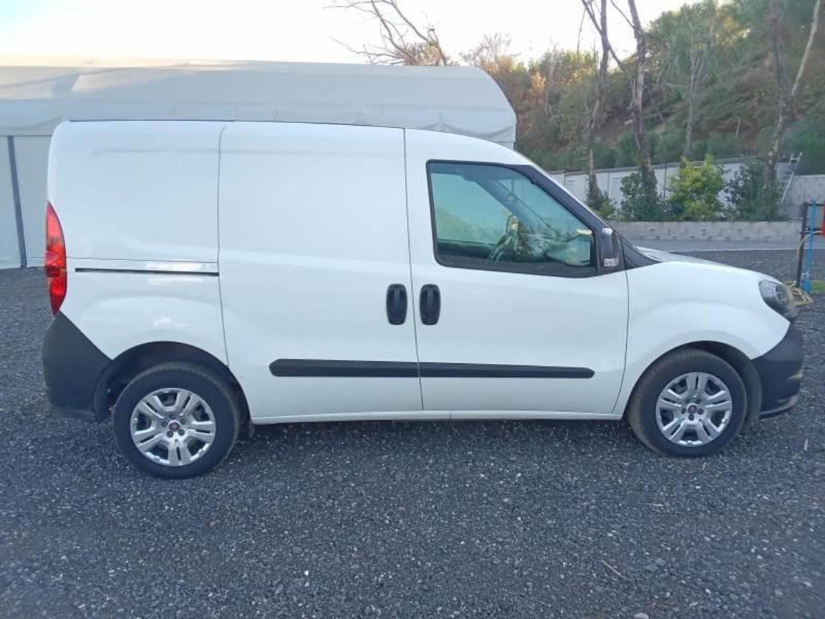 Fiat Doblò Furgone cargo 1.6 mjt 105cv CH1 Lounge S&S (3)