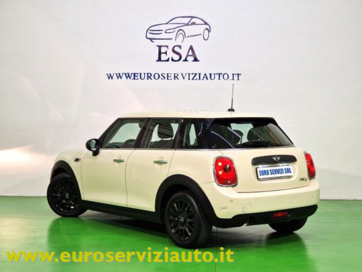 MINI Mini 1.5 One D Business 5 porte (4)