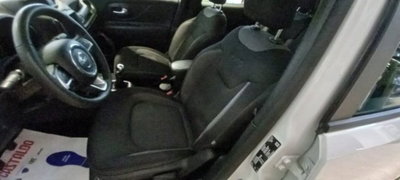 Jeep Renegade 1.6 Mjt 130 CV Limited (5)