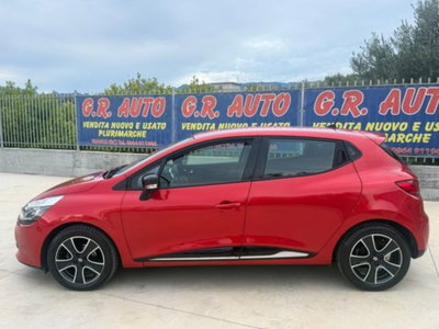 Renault Clio 1.5 dCi 75CV 5 porte Confort (6)