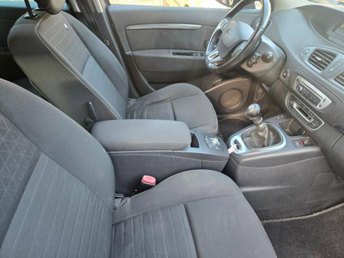 Renault Scenic E-Tech Electric XMod 1.5 dCi 110CV Start&Stop Limited (4)