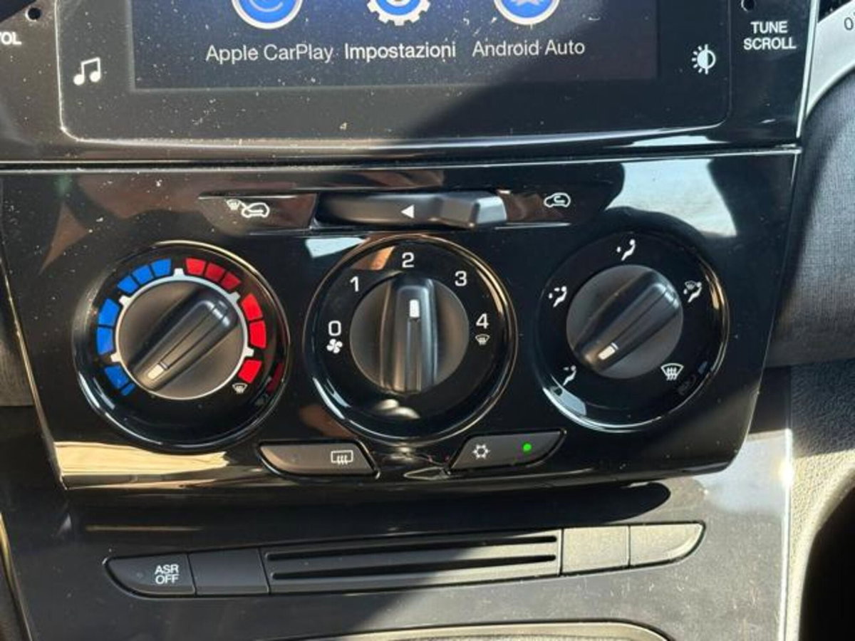 Lancia Ypsilon 1.0 FireFly 5 porte S&S Hybrid Ecochic Gold (20)