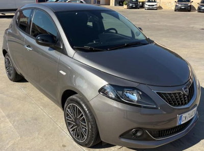 Lancia Ypsilon 1.0 FireFly 5 porte S&S Hybrid Ecochic Gold (7)