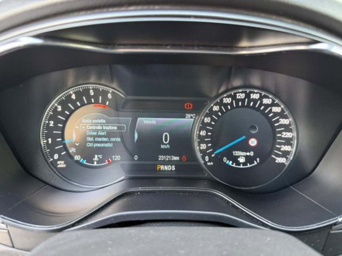Ford Mondeo Station Wagon 2.0 TDCi 150 CV S&S Powershift SW ST-Line Business (13)