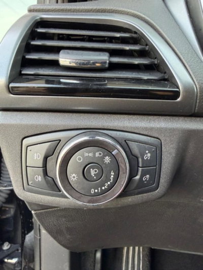 Ford Mondeo Station Wagon 2.0 TDCi 150 CV S&S Powershift SW ST-Line Business (20)