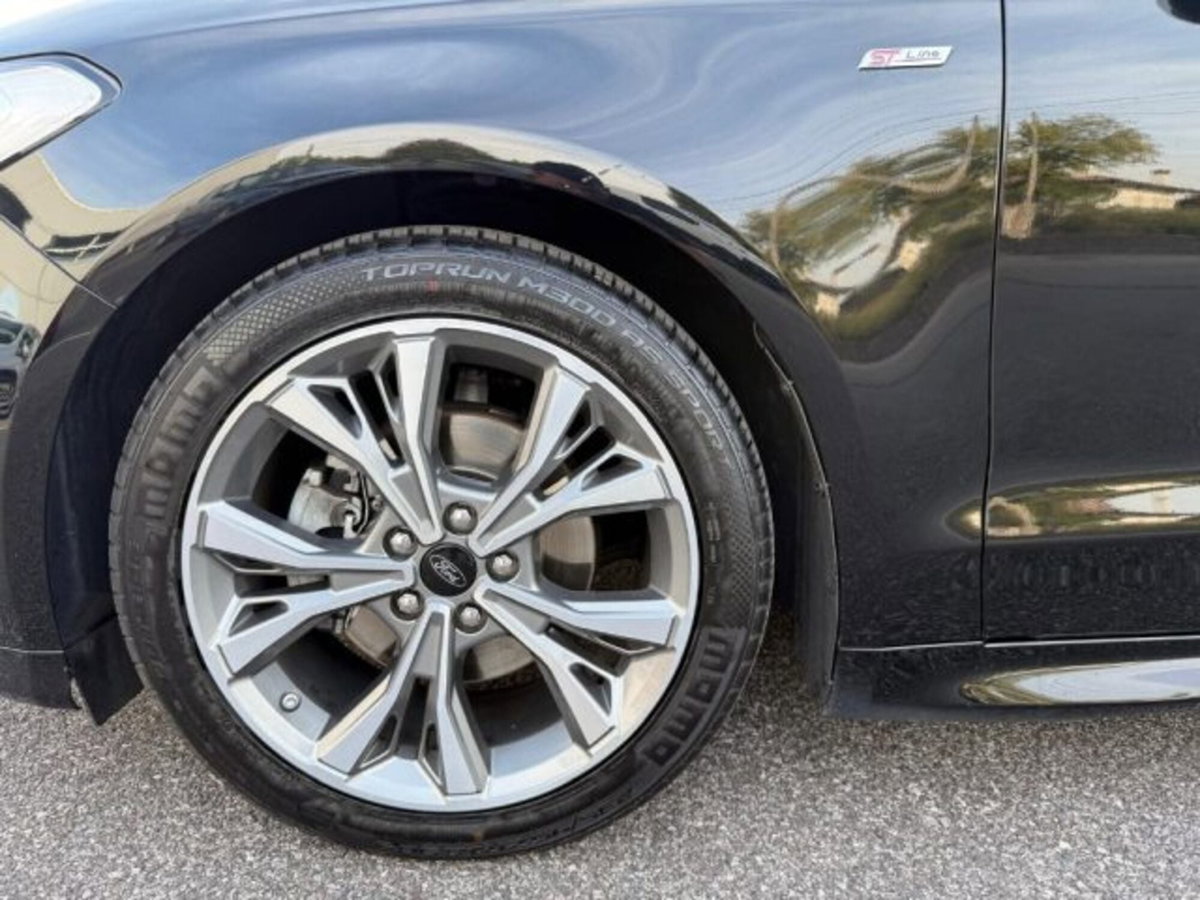 Ford Mondeo Station Wagon 2.0 TDCi 150 CV S&S Powershift SW ST-Line Business (6)